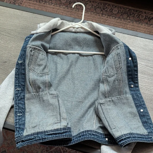 Allegra K Blue Denim Jacket with Gray Sleeves and Hood - Picture 5 of 5